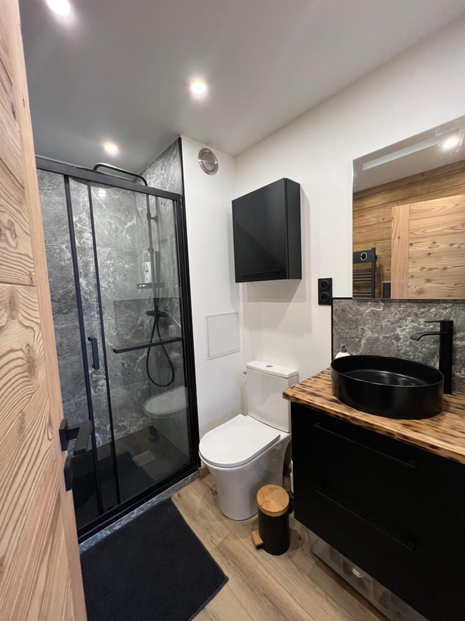 Les Tanieres De Montgenevre - La Marmotte - Duplex 4 P Entierement Renove Avec Vue Magnifique Apartment Luaran gambar