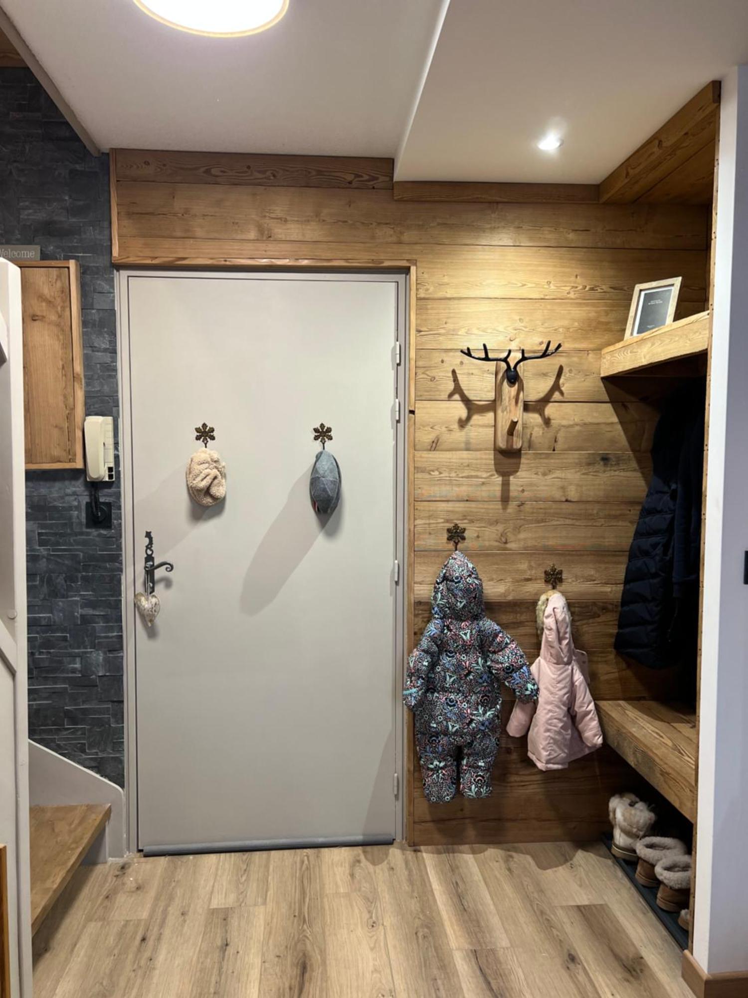Les Tanieres De Montgenevre - La Marmotte - Duplex 4 P Entierement Renove Avec Vue Magnifique Apartment Luaran gambar